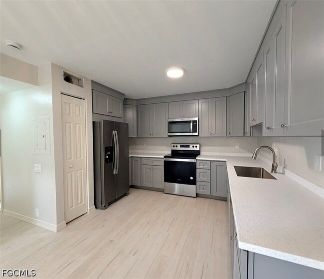 Building Photo - 13121 Whitehaven Ln