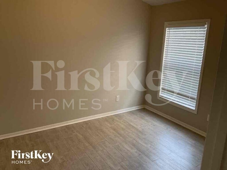 Building Photo - 14140 Sapphire Bay Cir
