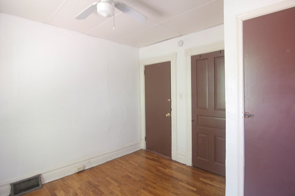 Building Photo - 618 West St