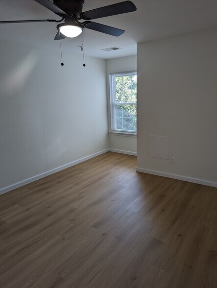 Building Photo - 18516 Boysenberry Dr