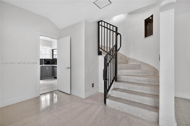 Building Photo - 1601 Jefferson Ave