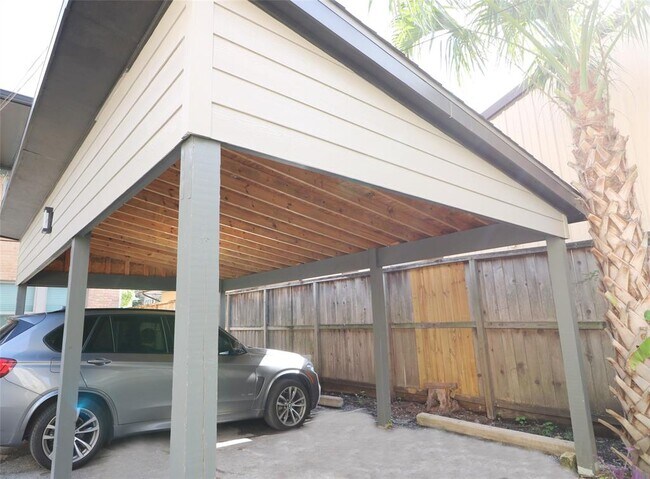 Building Photo - 403 Avondale St