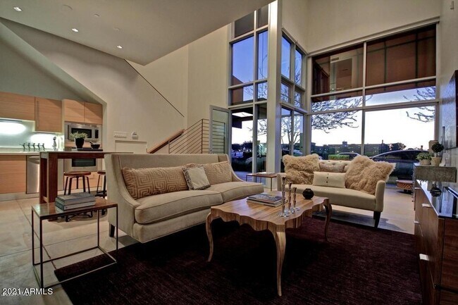 Building Photo - 4747 N Scottsdale Rd