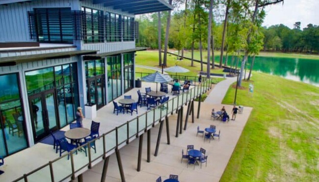 Building Photo - 211 Sierra Strm Ln