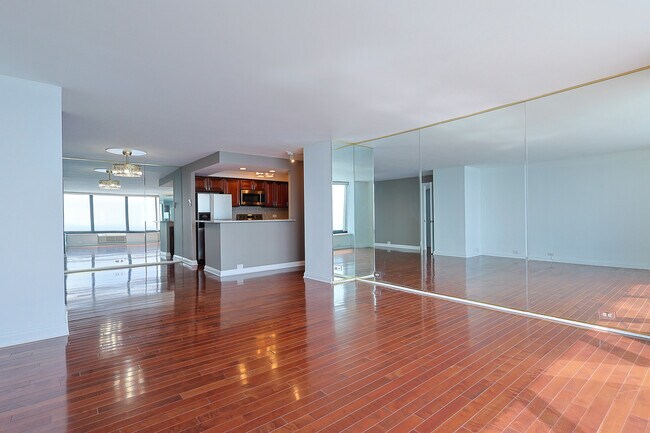 Building Photo - 155 N Harbor Dr