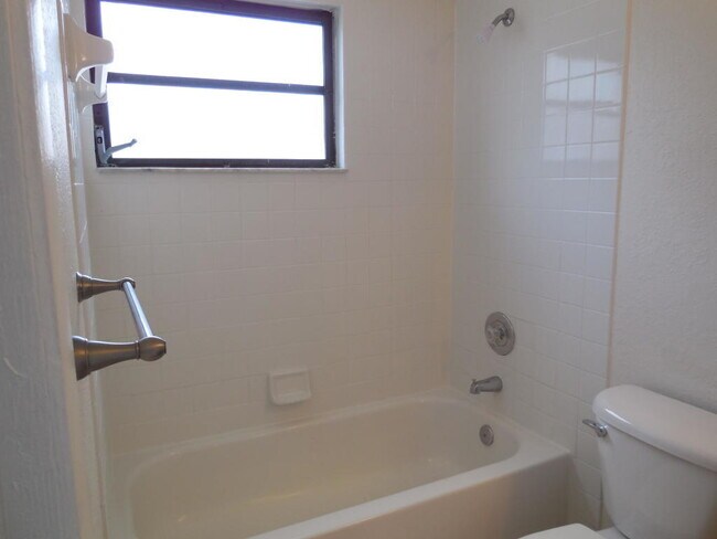 Building Photo - 1500 Windorah Way