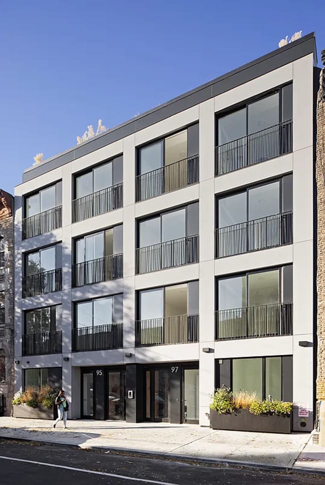 Building Photo - 95 Grattan St