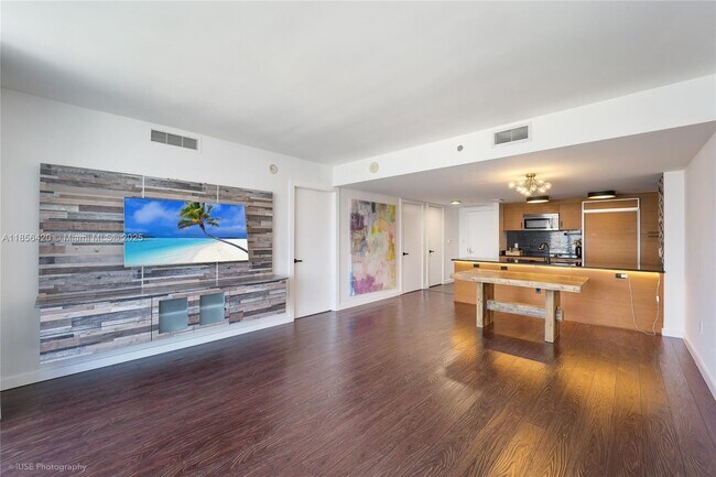 Building Photo - 50 Biscayne Blvd