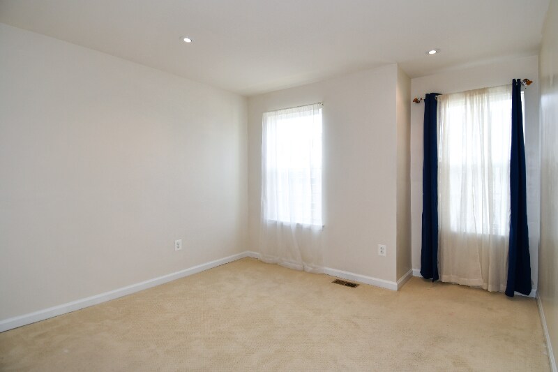 Building Photo - 4230 Winding Waters Terrace