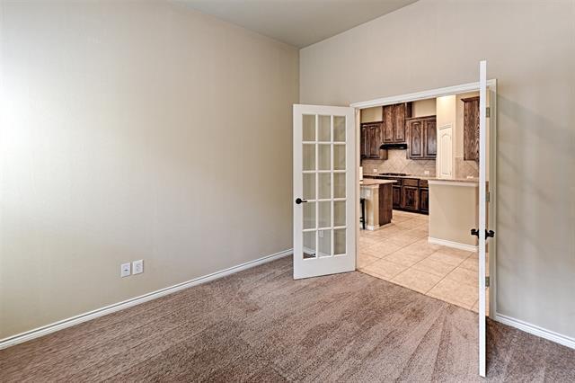 Building Photo - 10121 Waterstone Way