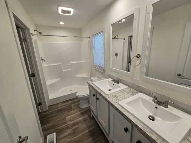 Building Photo - 152 Terri Ln