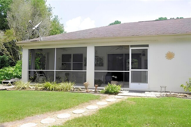 Building Photo - 13210 Temple Blvd