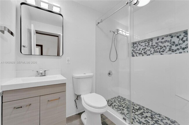 Building Photo - 9646 SW 151 Ave