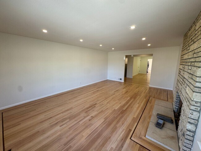 Building Photo - Open House Sunday 4/19 11 am - 12 pm:  Beautifully Updated Corner-Lot Home in Millbrae – Spacious...