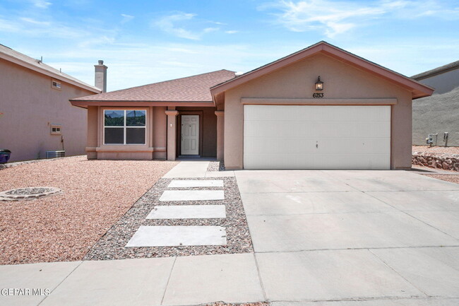Primary Photo - 6753 Parque Del Sol Dr