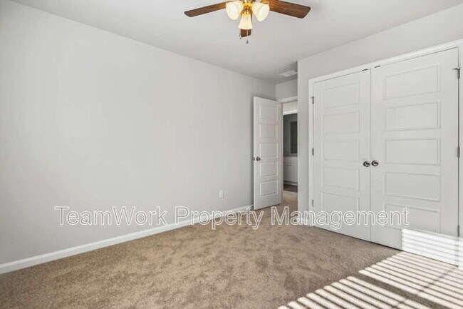 Building Photo - 7926 Triggerfish Way