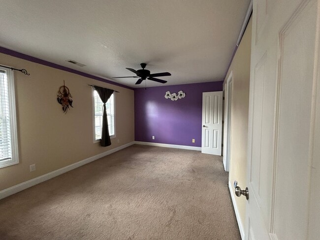Building Photo - 29 Ashmaline Ln