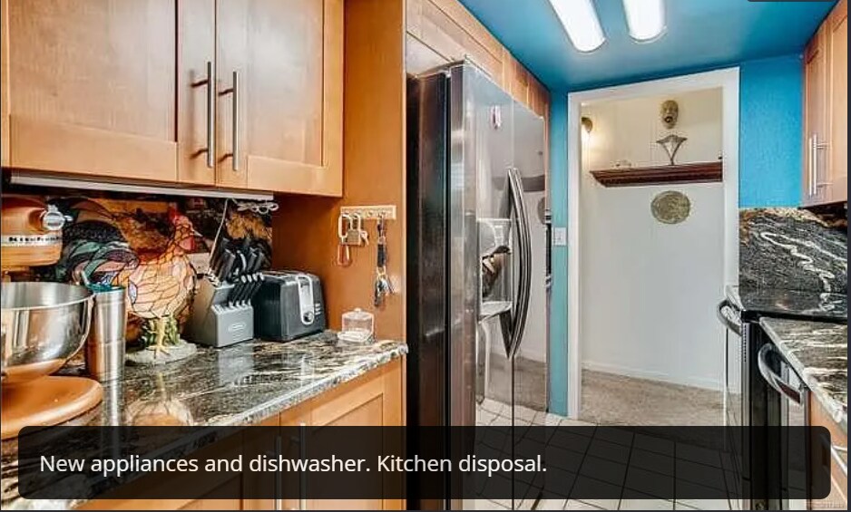 Building Photo - 10145 W 25th Ave