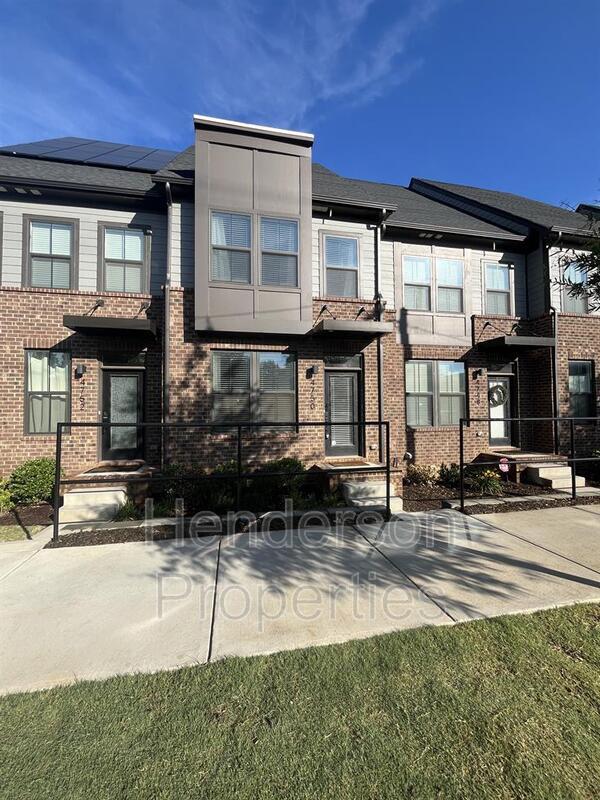 Building Photo - 4750 Chastain Ave