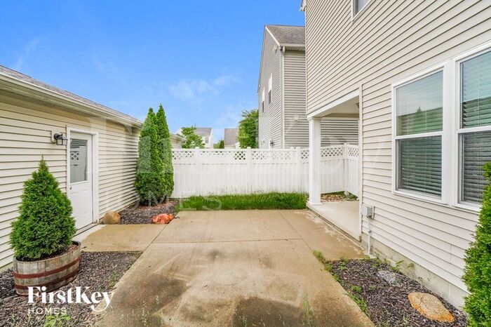 Building Photo - 5620 Cardin Blvd