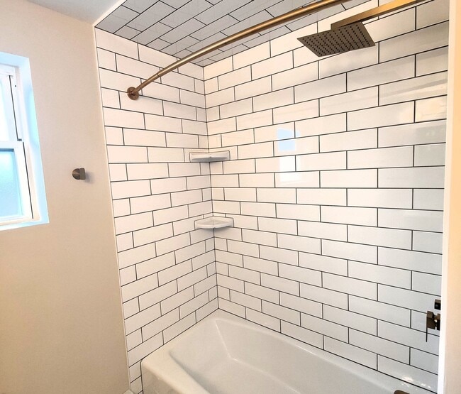 Building Photo - 6048 W 79th St