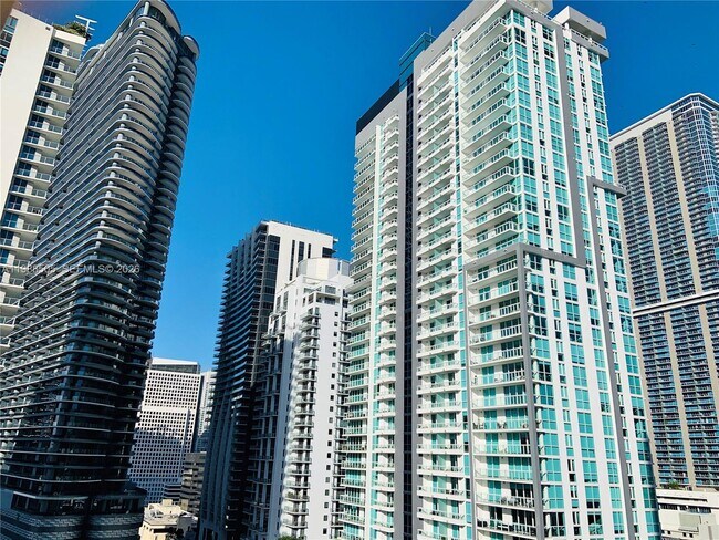 Building Photo - 1250 S Miami Ave