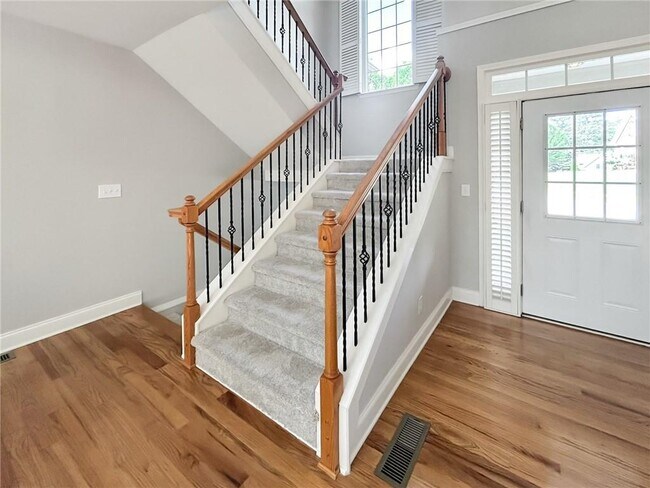Building Photo - 4918 Shallow Creek Trail NE