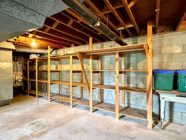 Building Photo - 114 Arco Rd