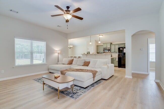 Building Photo - Beautiful Ranch in Grovetown