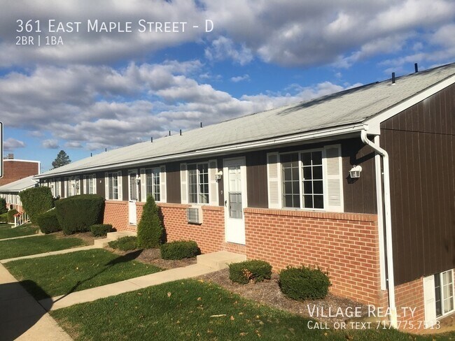 Building Photo - 361 E Maple St