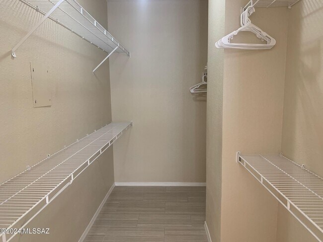 Building Photo - 1500 E Pusch Wilderness Dr