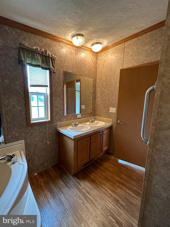 Building Photo - 3073 Table Rock Rd