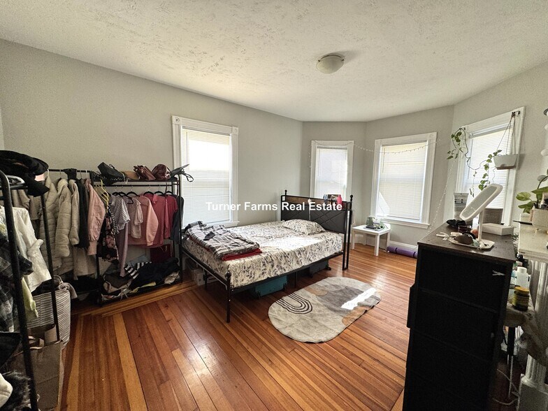 Building Photo - 23 Granite St