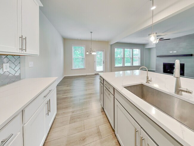 Building Photo - 5940 Stargazer Way