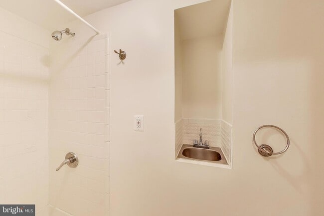 Building Photo - 20488 Summersong Ln