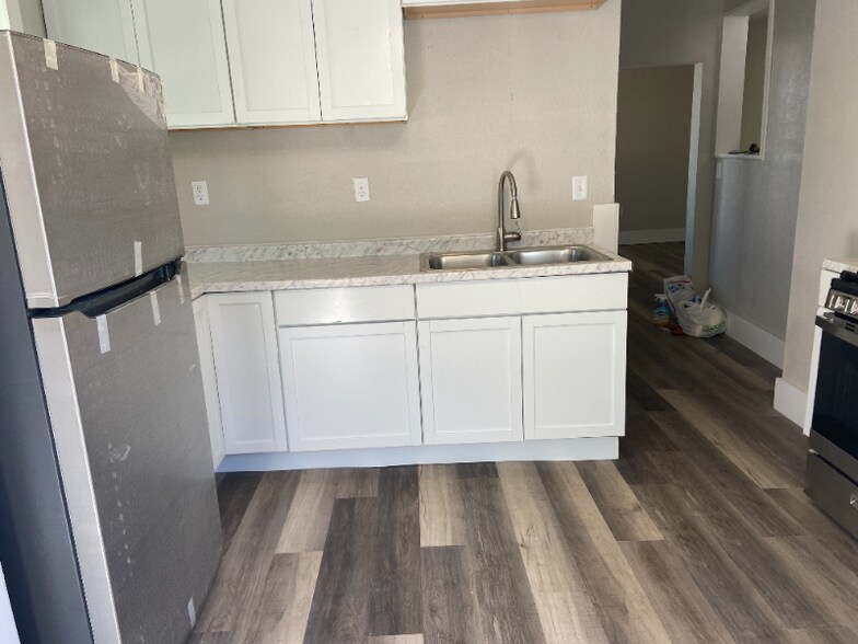 Building Photo - 531 S Meridian St