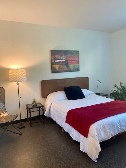 Building Photo - 33295 Via Alvaro