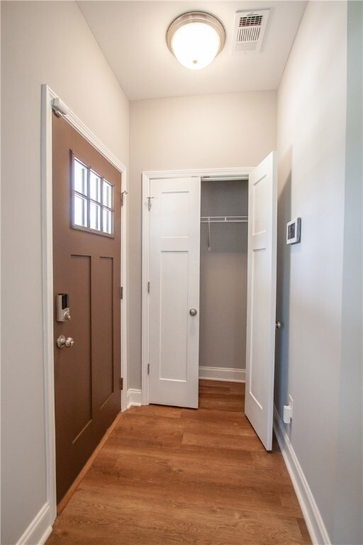 Building Photo - 100 Easy St