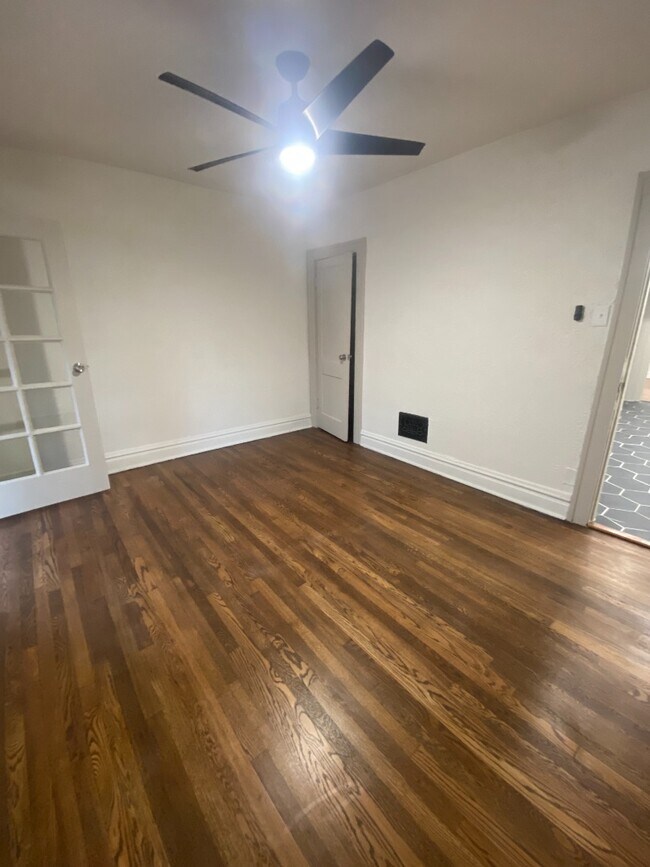 Building Photo - 4746 S Grand Blvd