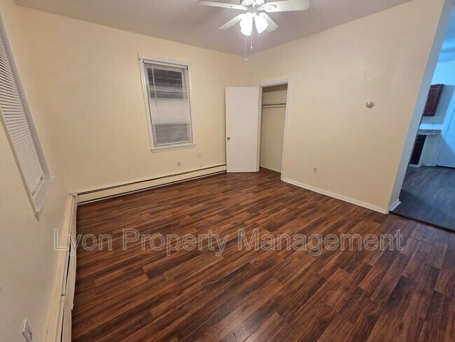 Building Photo - 87 Lydia St