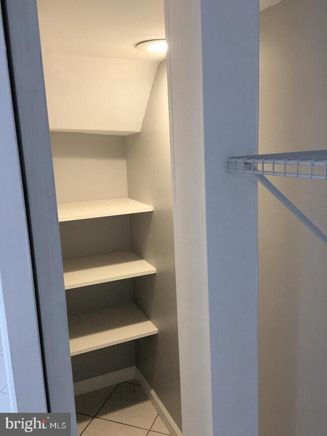 Building Photo - 132 Paoli Pike