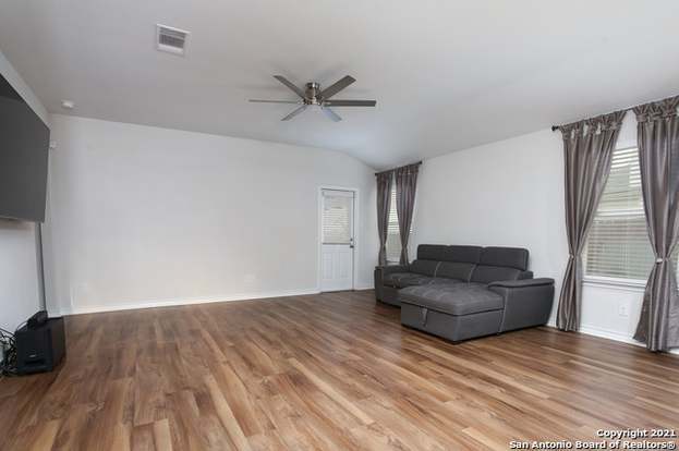 Building Photo - 6214 Falsetto Voice