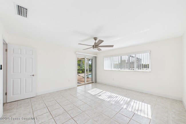 Building Photo - 778 Nassau Rd