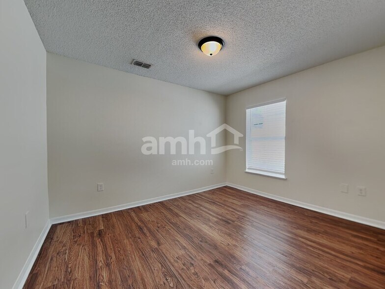 Building Photo - 2946 Mingo Dr