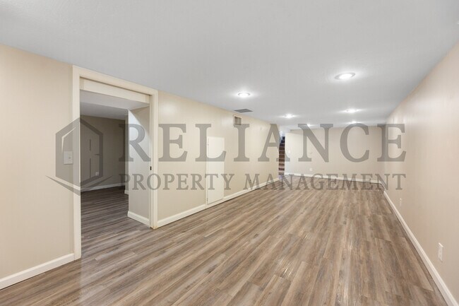 Building Photo - 7809 E Gilbert St