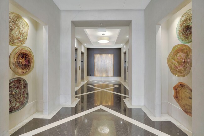 Building Photo - 550 Okeechobee Blvd