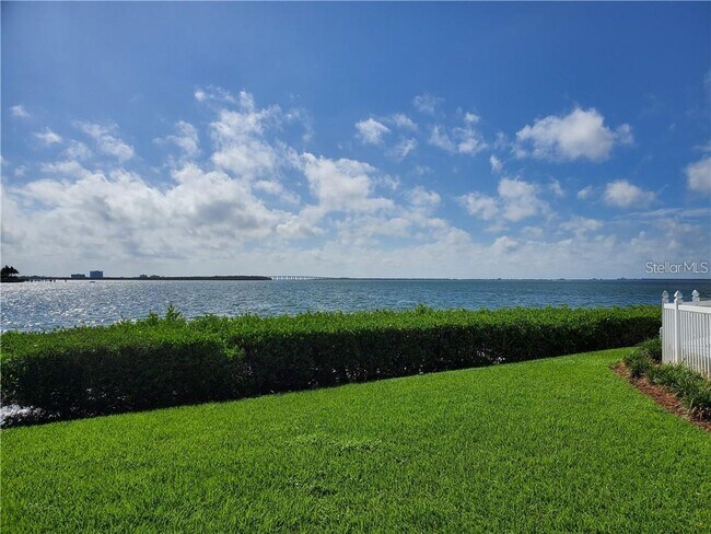 Building Photo - 6268 Palma Del Mar Blvd S