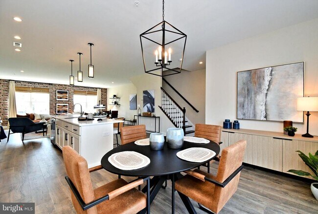 Building Photo - 200 Souders Wy