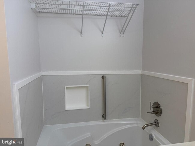 Building Photo - 8181 Carnegie Hall Ct