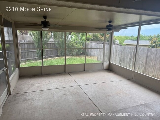 Building Photo - 9210 Moon Shine